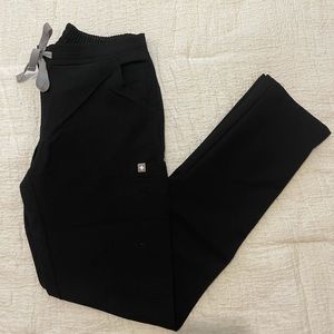 FIGS Yola Skinny Scrub Pant